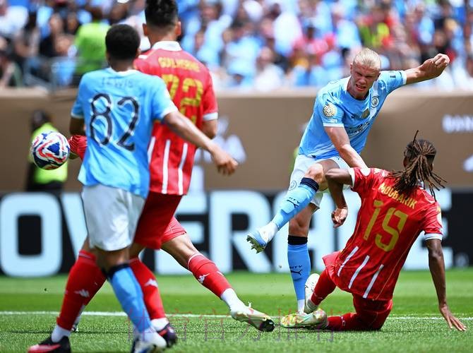 最新世界杯英格兰哈兰德焦点对决深度解读